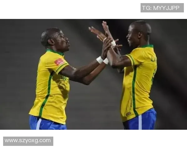 足球明星手势连招全解析助你成为场上焦点的秘诀分享